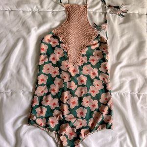 ACACIA ONE PIECE TEAHUPOO IN MAHALO PRINT SIZE MEDIUM